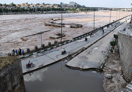 آغاز عملیات پاکسازی دزفول پس از سیل